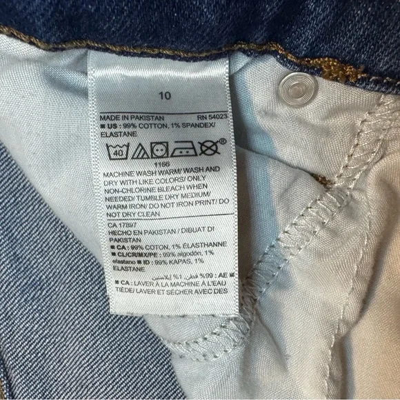 Old Navy Women's High Rise Dark Blue Jeans - Picture 4 of 5